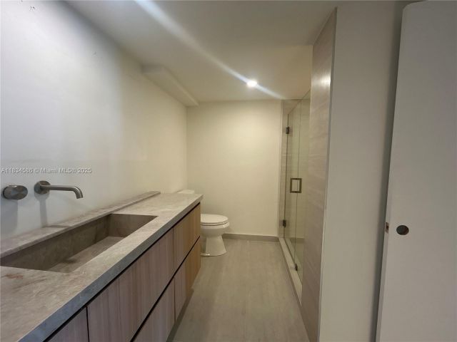 Apartment for rent  Unit #A-2539 - photo 6264721