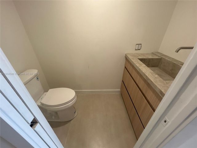 Apartment for rent  Unit #A-2539 - photo 6264723