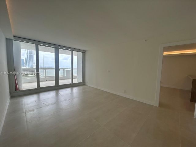 Apartment for rent  Unit #A-2539 - photo 6264726