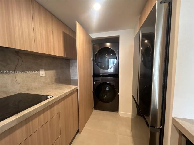 Apartment for rent  Unit #A-2539 - photo 6264727