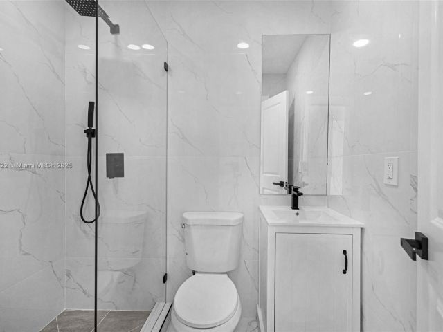 Home for sale at 324 SW 16th Ter - photo 6248898