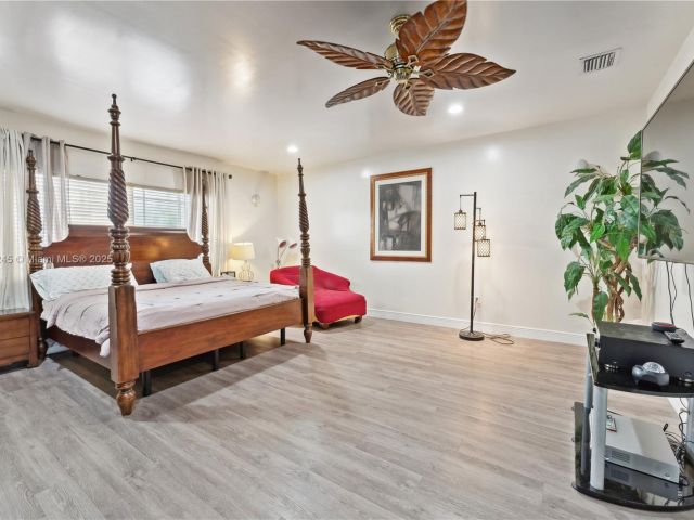 Home for sale at 19520 SW 206th St - photo 6259273