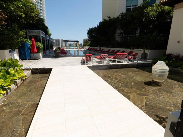 Home for sale at 150 Sunny Isles Blvd 1-TH403 - photo 6279323