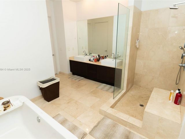 Home for sale at 150 Sunny Isles Blvd 1-TH403 - photo 6279332