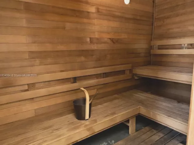 3-bedroom home for sale in Sunny Isles Beach - 150 Sunny Isles Blvd 1-TH403 - MondialRealty