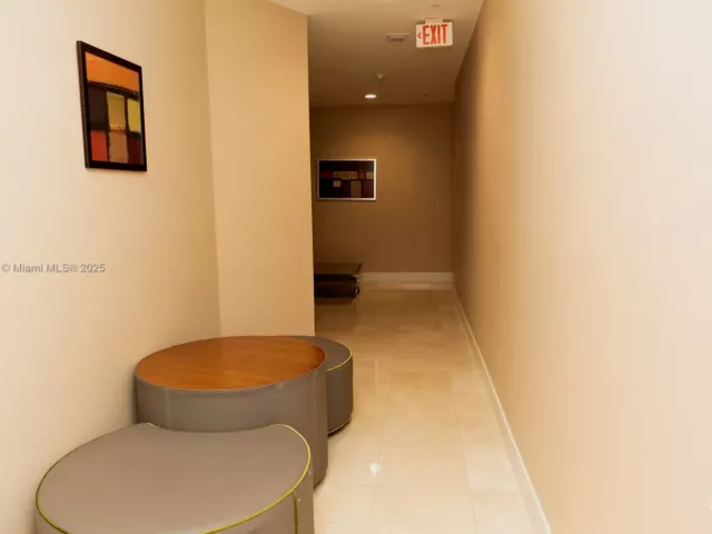 3-bedroom home for sale in Sunny Isles Beach - 150 Sunny Isles Blvd 1-TH403 - MondialRealty