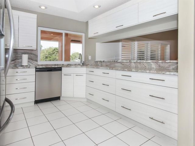 Home for sale at 5737 SW 89th Way - photo 6251482