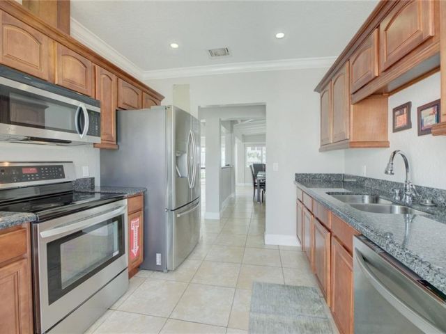 Home for rent at 1501 E Fort Lauderdale Beach Blvd - photo 6249919