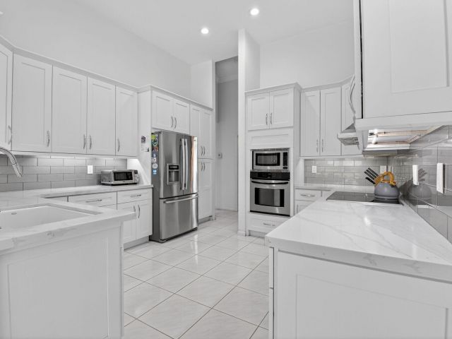 Home for sale at 10791 River Glenn Drive - photo 6251532