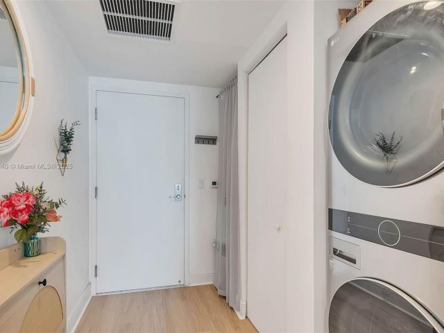 Apartment for sale  Unit #2204 - photo 6257976