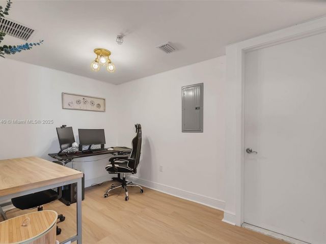 Apartment for sale  Unit #2204 - photo 6257979