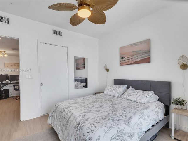 Apartment for sale  Unit #2204 - photo 6257980