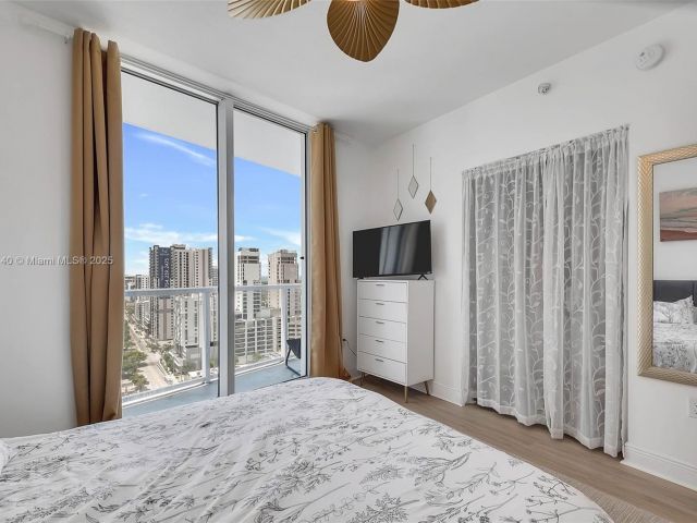 Apartment for sale  Unit #2204 - photo 6257981