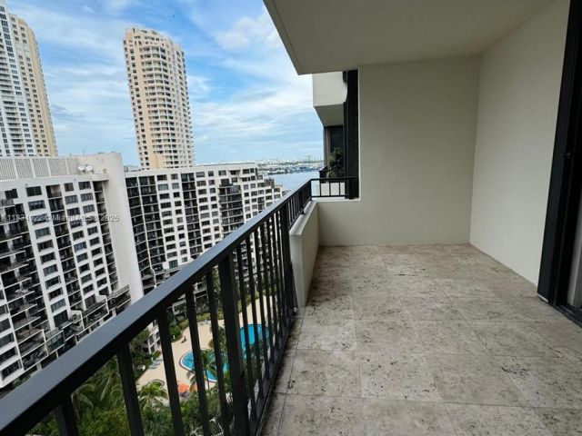 Apartment for sale  Unit #A1912 - photo 6267453