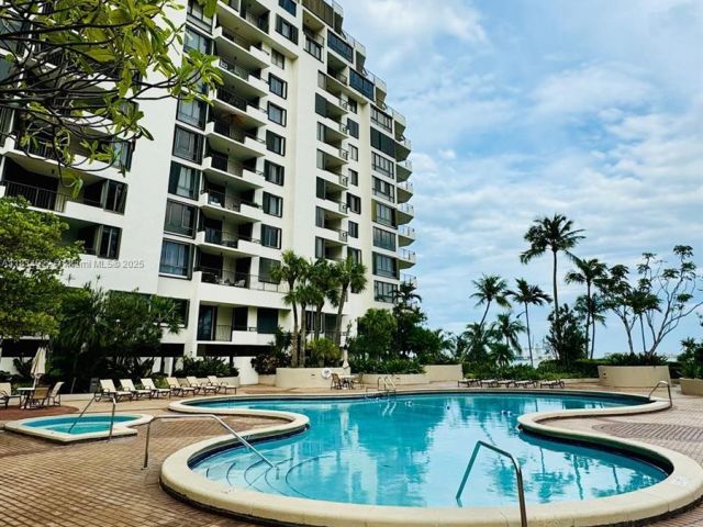 Apartment for sale  Unit #A1912 - photo 6267456