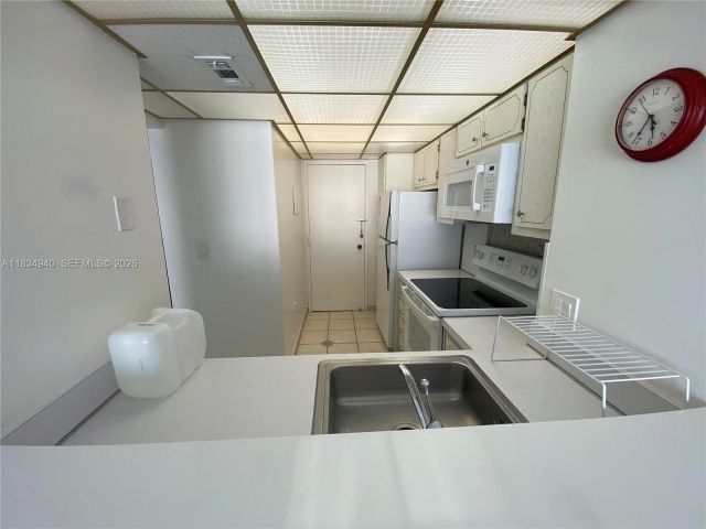 condo for rent in Hallandale Beach - 1965 S Ocean Dr 10L - MondialRealty