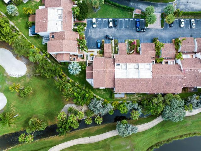 Home for sale at 20218 NE 34th Ct 52 - photo 6250340