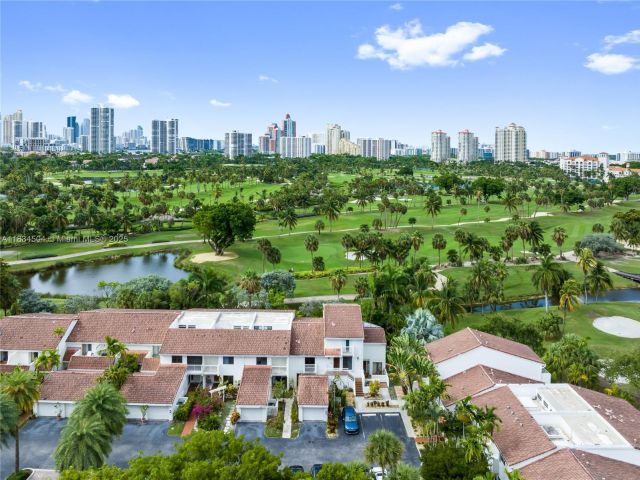 Home for sale at 20218 NE 34th Ct 52 - photo 6250350