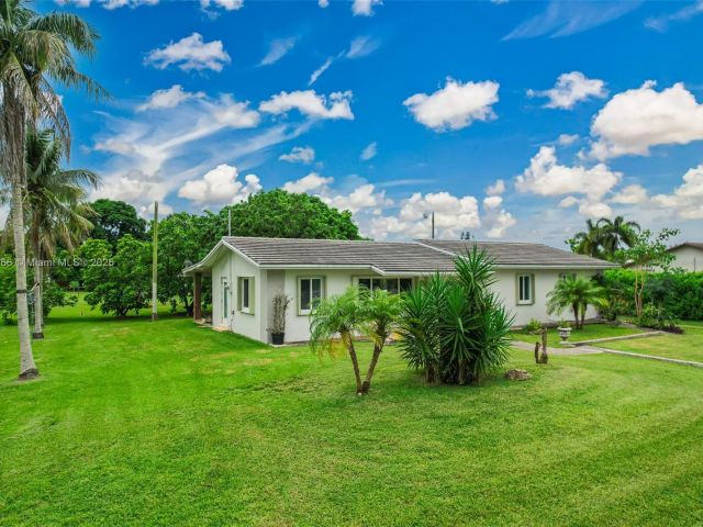 Home for sale at 20890 SW 236th St - photo 6250771