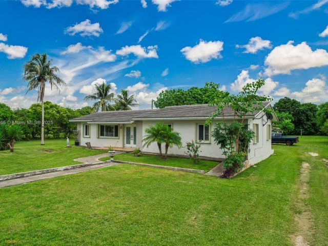 Home for sale at 20890 SW 236th St - photo 6250772