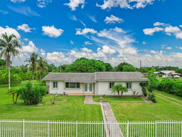 Home for sale at 20890 SW 236th St - photo 6250773