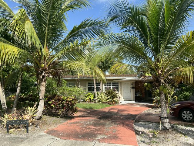 Home for rent at 725 Carolina Avenue - photo 6251260