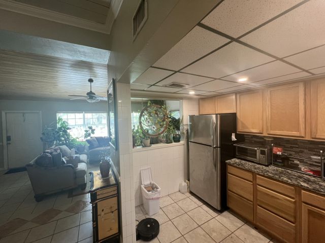 Home for rent at 725 Carolina Avenue - photo 6251269