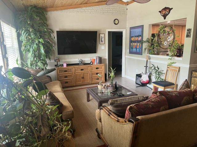 Home for rent at 725 Carolina Avenue - photo 6251270