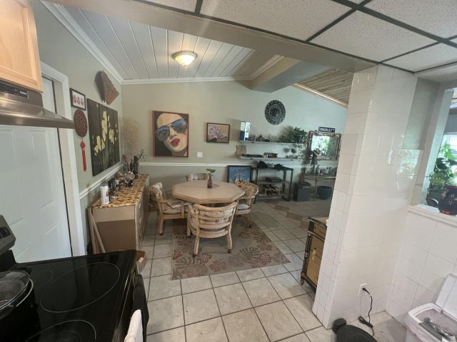 Home for rent at 725 Carolina Avenue - photo 6251274