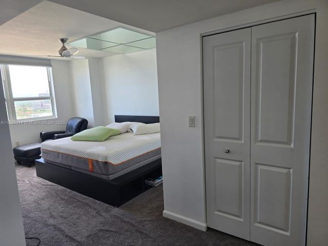 Apartment for rent  Unit #1912N - photo 6279879