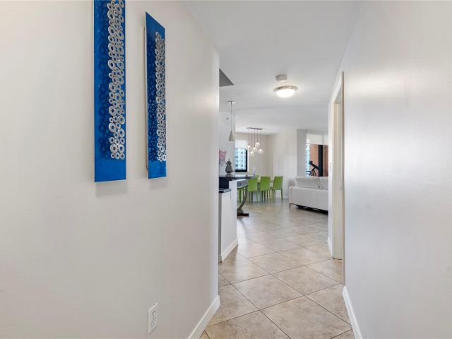 Apartment for sale  Unit #938 - photo 6286739