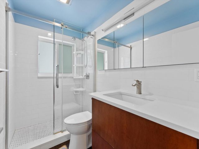 Home for sale at 1455 NE 4th Avenue - photo 6317900