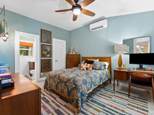 Home for sale at 1455 NE 4th Avenue - photo 6317904