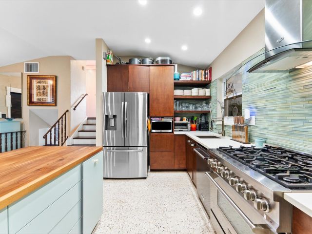 Home for sale at 1455 NE 4th Avenue - photo 6317905