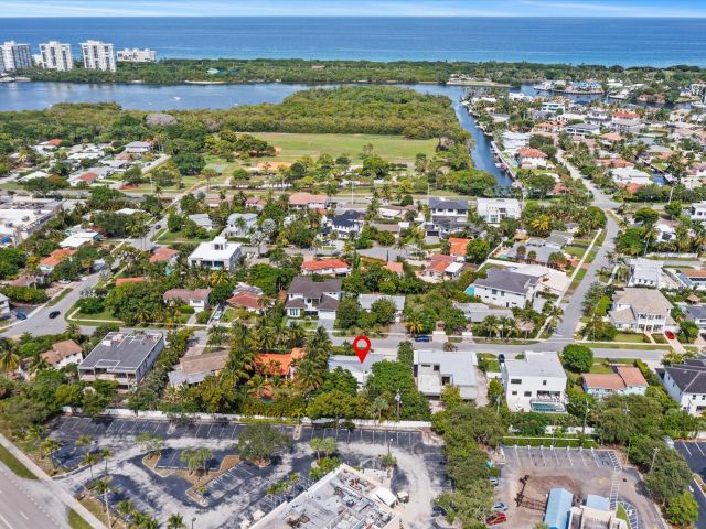 Home for sale at 1455 NE 4th Avenue - photo 6317914