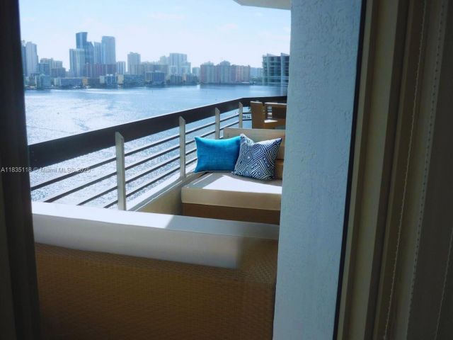 Apartment for sale  Unit #1714 - photo 6266103