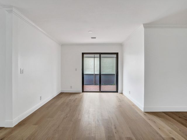 Home for sale at 818 NW 26th Avenue - photo 6384552