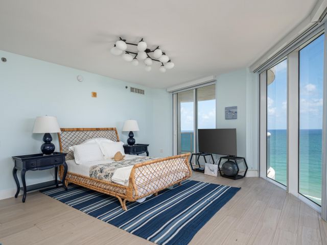 Apartment for sale  Unit #1501 - photo 6259011