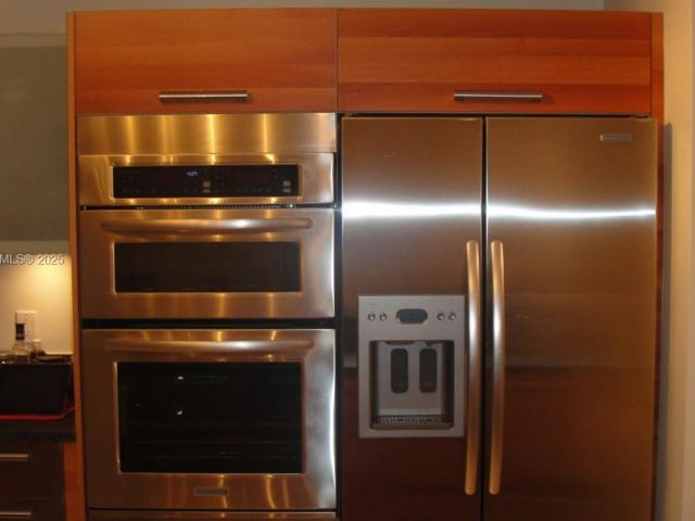 condo for sale in Aventura - 2950 NE 188th St 222 - MondialRealty