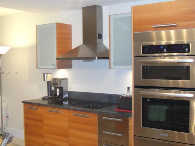 condo for sale in Aventura - 2950 NE 188th St 222 - MondialRealty