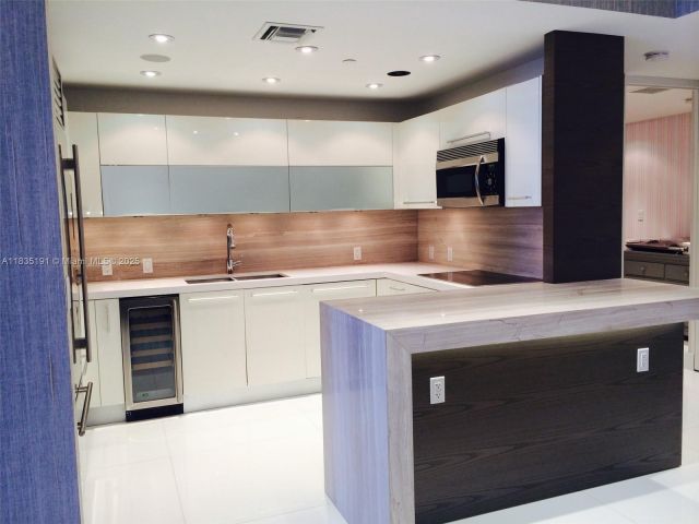 Apartment for sale  Unit #2803 - photo 6256132