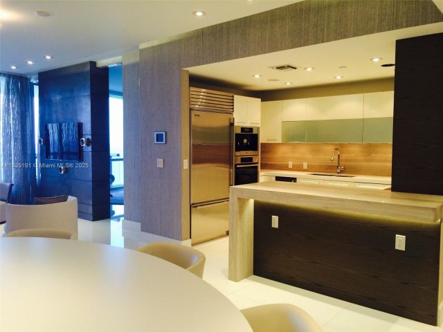 Apartment for sale  Unit #2803 - photo 6256145