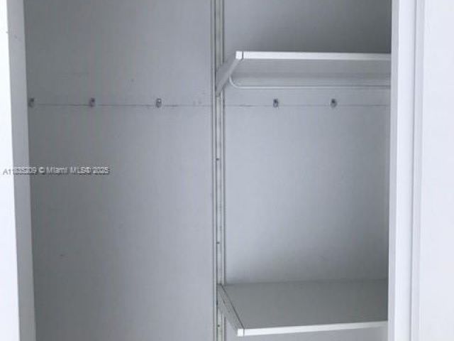 Apartment for sale  Unit #607 - photo 6257038