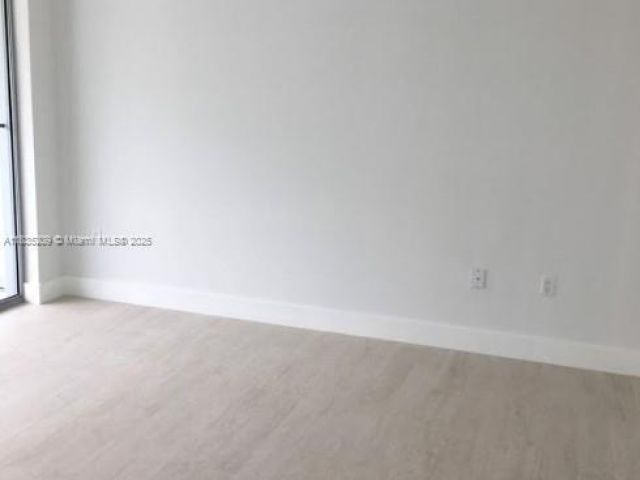 Apartment for sale  Unit #607 - photo 6257045