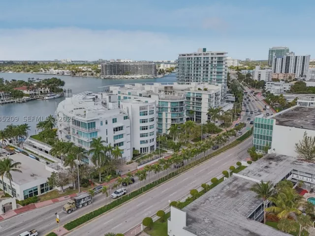 2-bedroom condo for sale in Miami - 6620 Indian Creek Dr 607 - MondialRealty