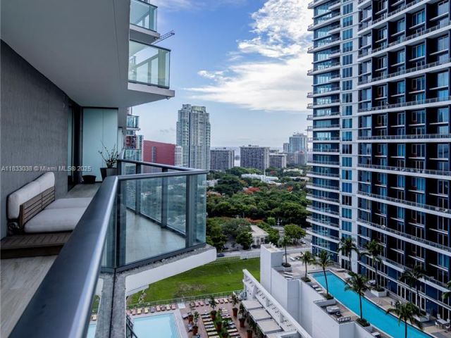 Apartment for sale  Unit #2210 - photo 6258061