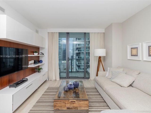 Apartment for sale  Unit #2210 - photo 6258069