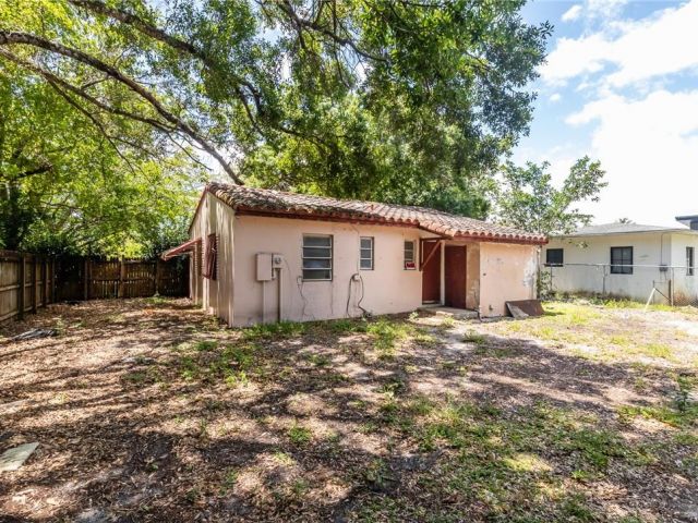 Home for sale at 801 SW 18th St - photo 6280985