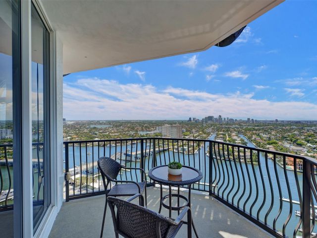 Apartment for sale  Unit #2705 - photo 6264775