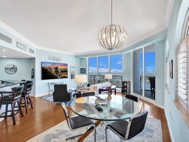 Apartment for sale  Unit #2705 - photo 6264782